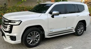 Toyota Land Cruiser 2023 White