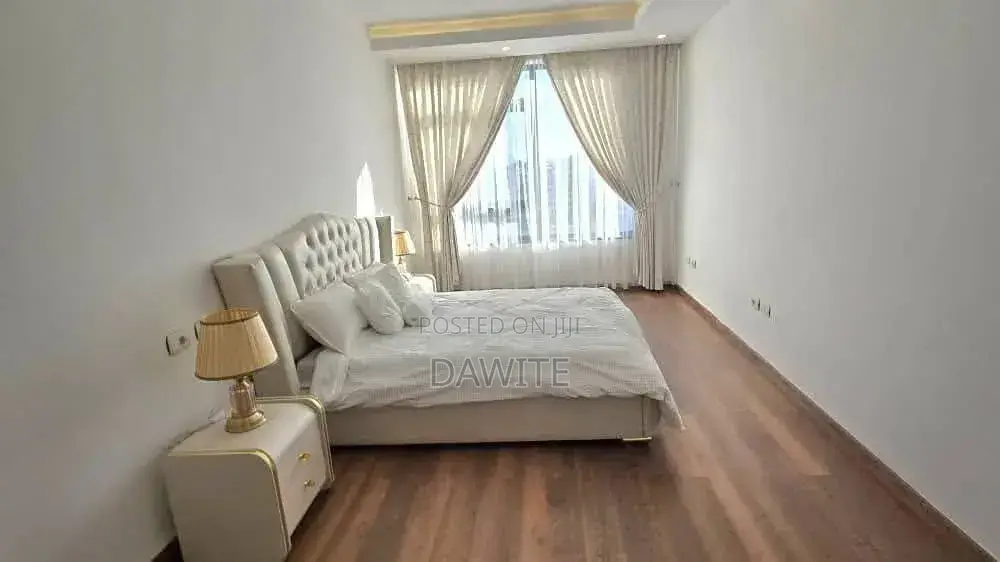 3bdrm Apartment in የግል, Bole for sale