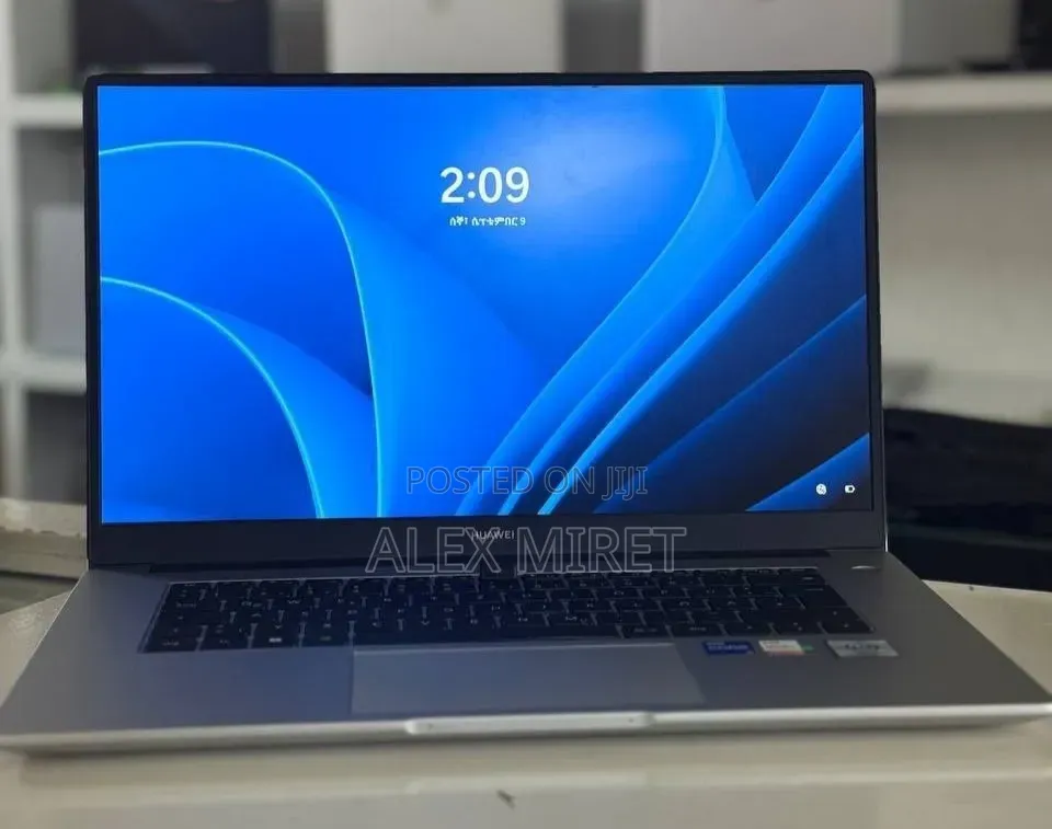 New Laptop Huawei 16GB Intel Core i5 SSD 512GB