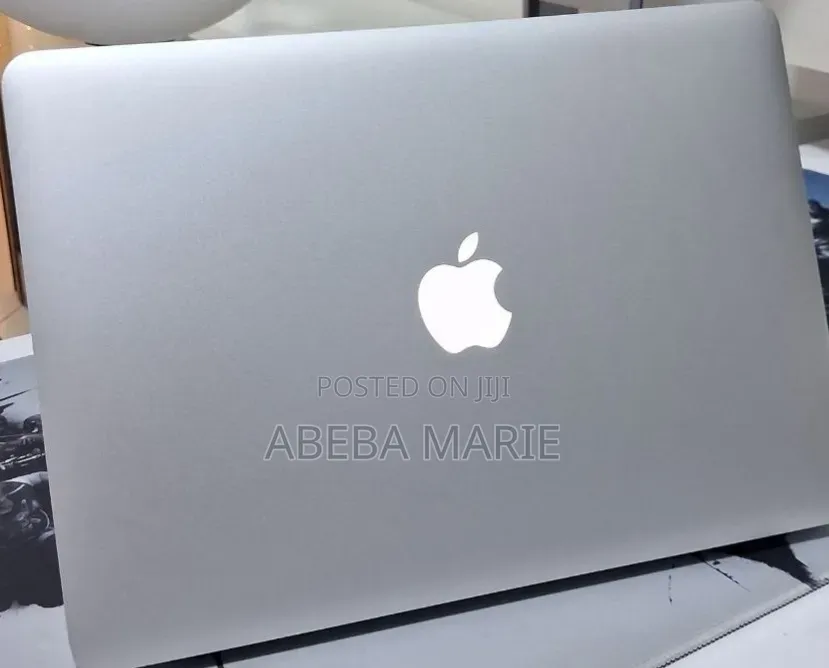 New Laptop Apple MacBook Air 2015 8GB Intel Core i5 SSD 256GB