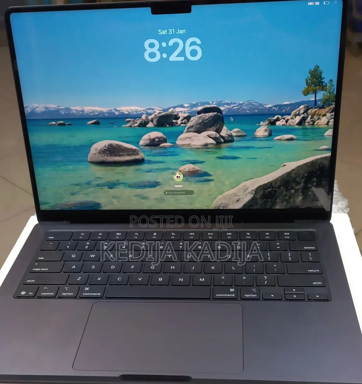 New Laptop Apple MacBook Pro 16GB Apple M5 SSD 512GB