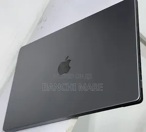 New Laptop Apple MacBook Pro 2021 M1 32GB Apple M1 Pro SSD 512GB