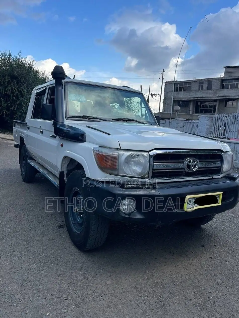 Toyota Land Cruiser 2014 White