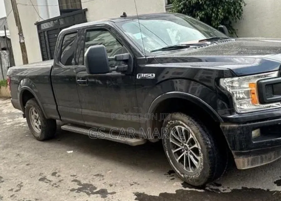 Ford F-150 2021 Black