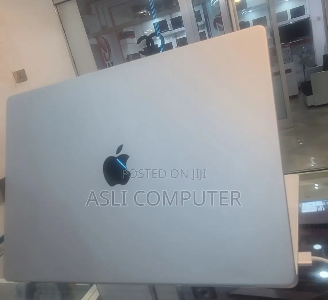 New Laptop Apple MacBook Pro 2021 M1 Max 32GB Apple M1 Max SSD 1T