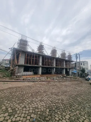 3bdrm Apartment in Bereka Realestet, Bole for sale