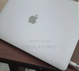 New Laptop Apple MacBook Pro 16GB Apple M1 Pro SSD 256GB