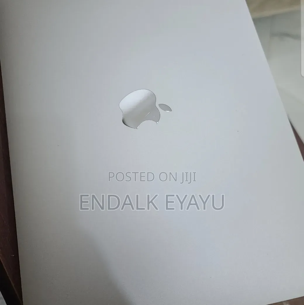 New Laptop Apple MacBook Pro 16GB Apple M1 Pro SSD 256GB