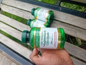 Sealed Bottle: Nature's Bounty Magnesium Glycinate