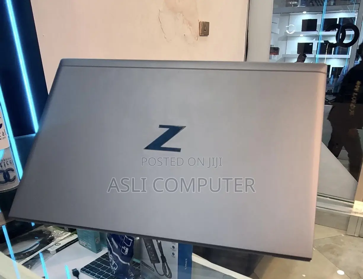New Laptop HP ZBook 15 16GB Intel Core i7 SSD 512GB