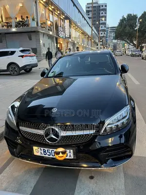 Mercedes-Benz C200 2020 Black