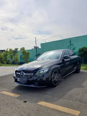 Mercedes-Benz C200 2019 Black