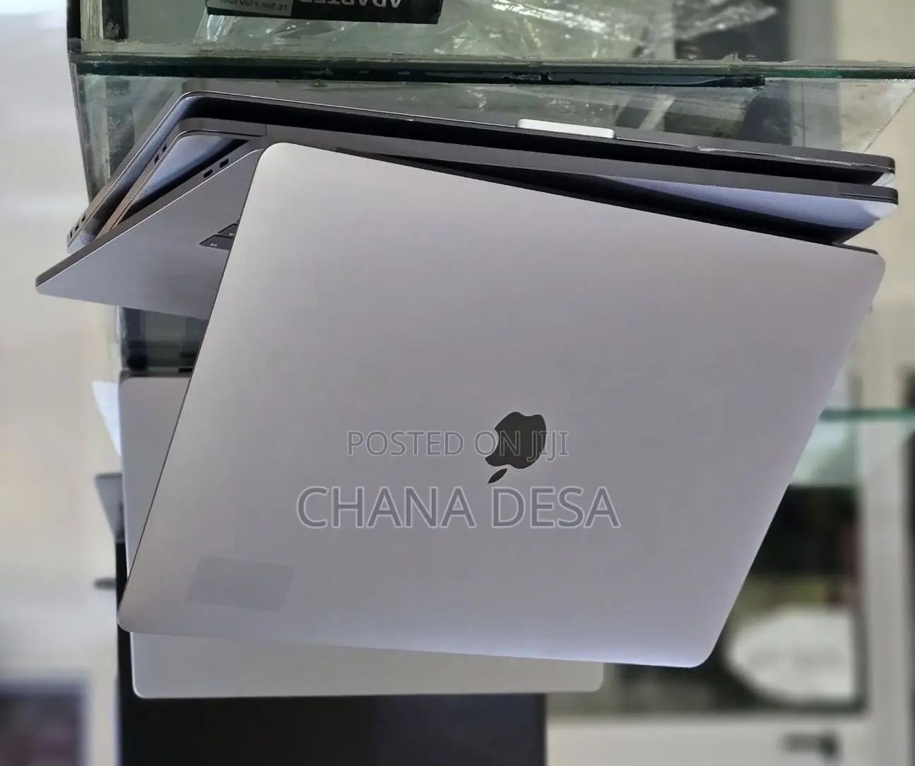 New Laptop Apple MacBook Pro 2017 16GB Intel Core i7 SSD 512GB