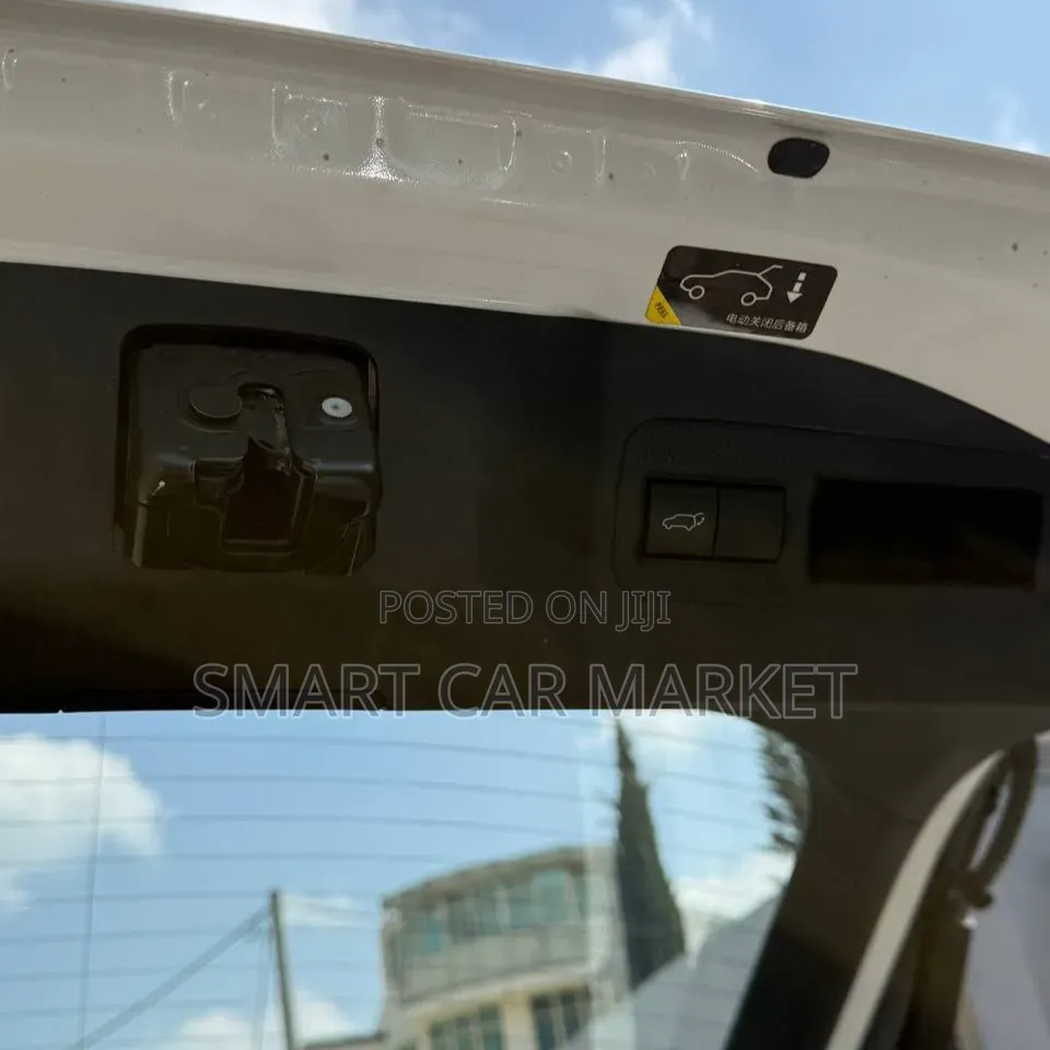 Toyota bZ4X 2023 White