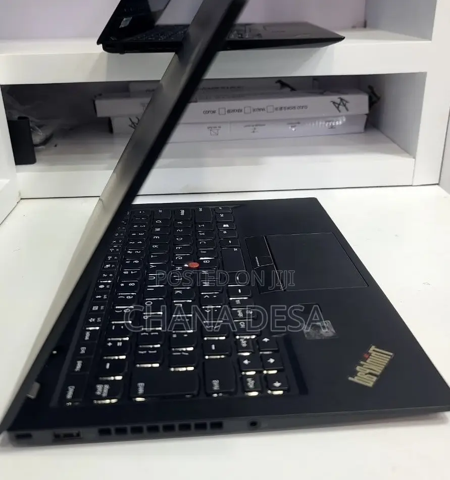 New Laptop Lenovo ThinkPad X1 Carbon 8GB Intel Core i5 SSD 512GB