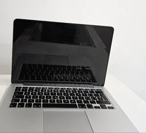 New Laptop Apple MacBook Pro 2015 8GB Intel Core i5 SSD 128GB