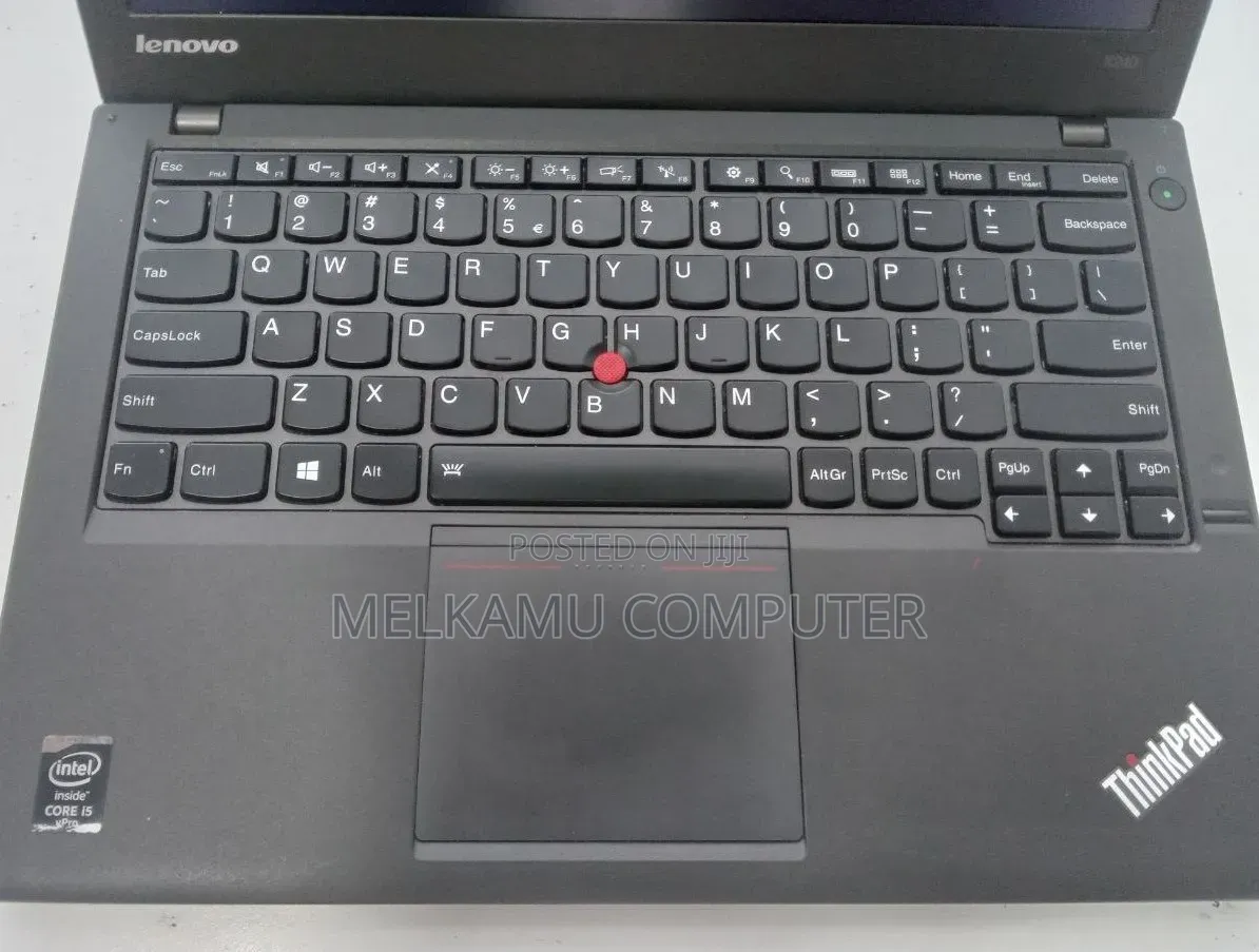 New Laptop Lenovo ThinkPad X260 8GB Intel Core i5 SSD 256GB