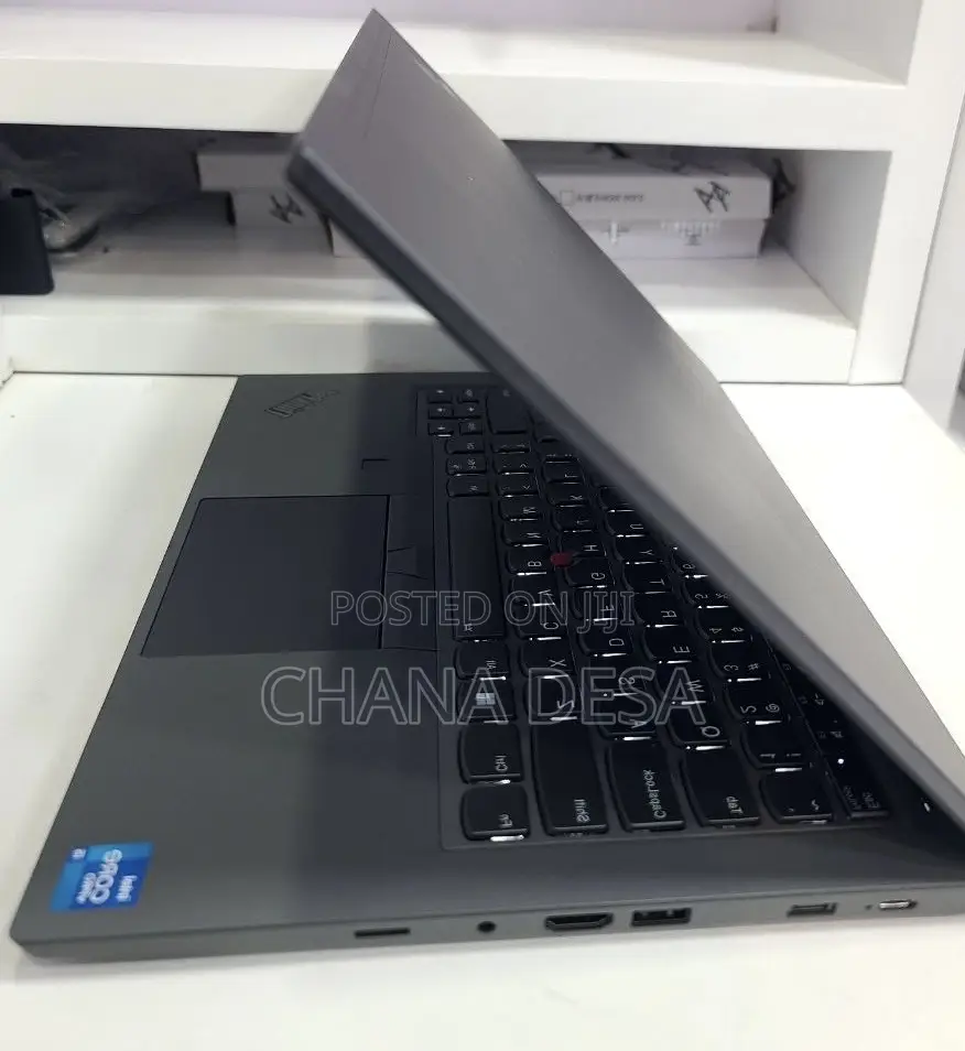 New Laptop Lenovo ThinkPad T14 16GB Intel Core i5 SSD 512GB