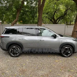 Toyota bZ3 2025 Gray