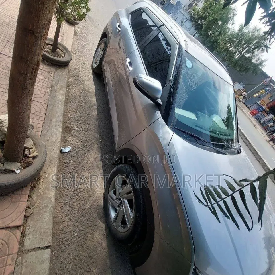 Hyundai Creta 2022 Silver