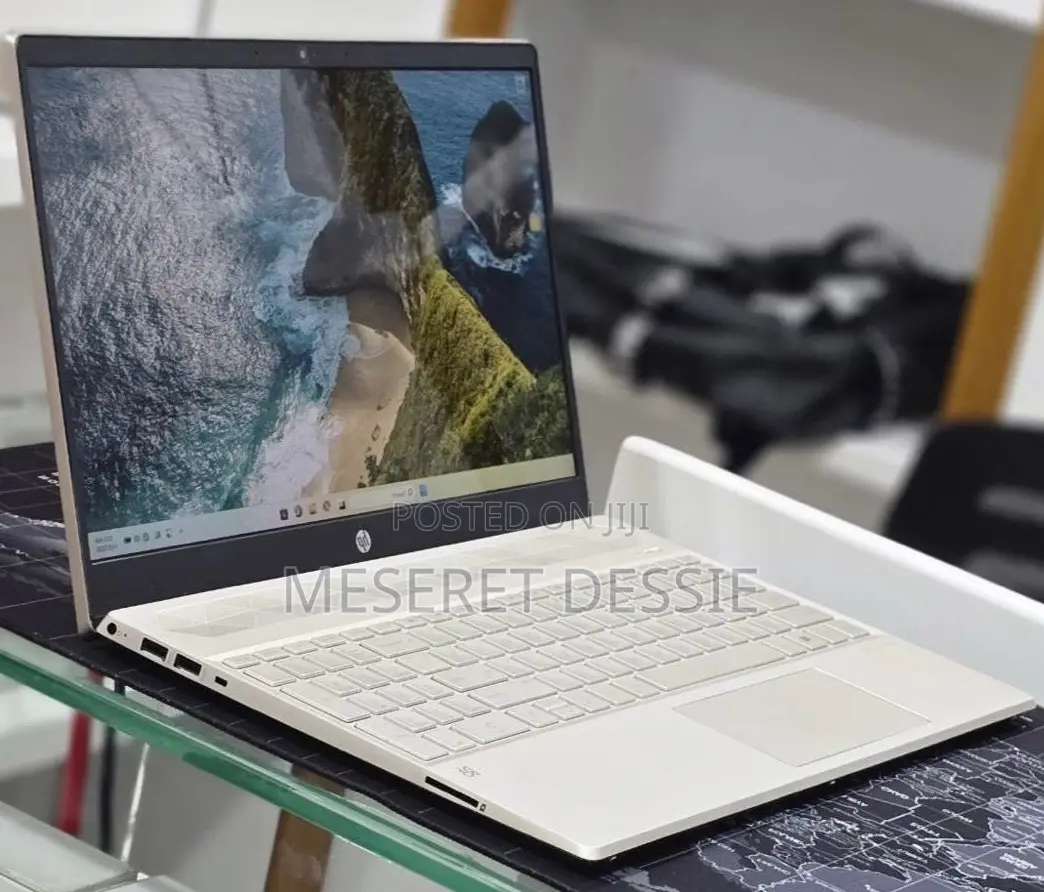 New Laptop HP Pavilion 15 8GB Intel Core i5 SSD 512GB