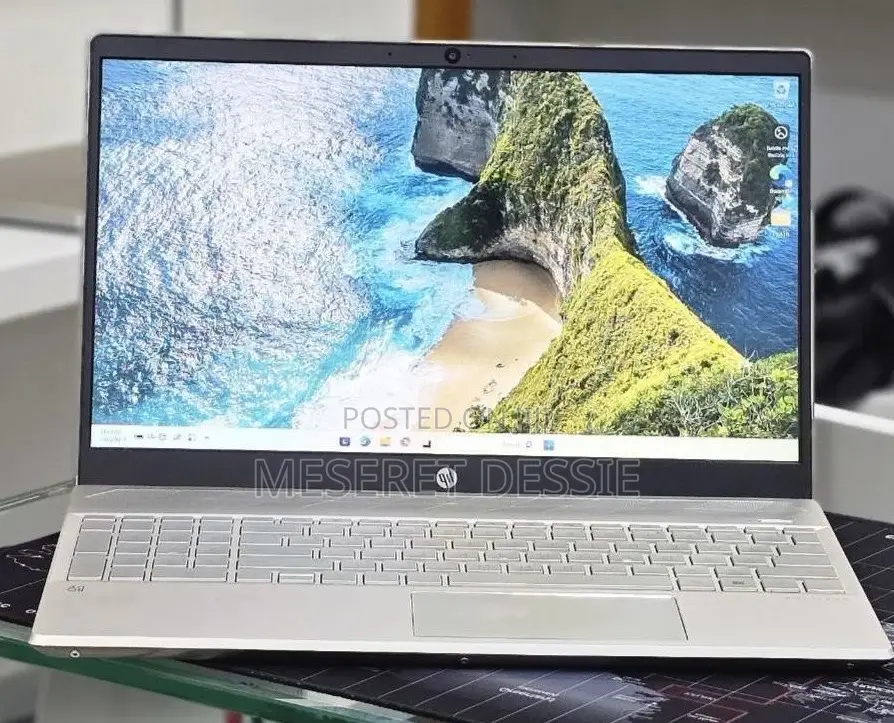 New Laptop HP Pavilion 15 8GB Intel Core i5 SSD 512GB