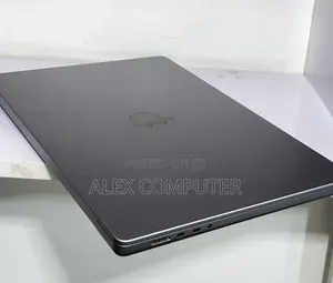 New Laptop Apple MacBook Pro 2021 M1 32GB Apple M1 Pro SSD 512GB