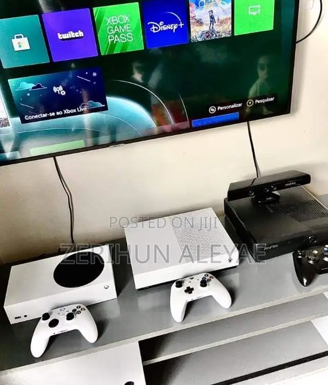 Xbox serieS X 1tera 2 Controllers