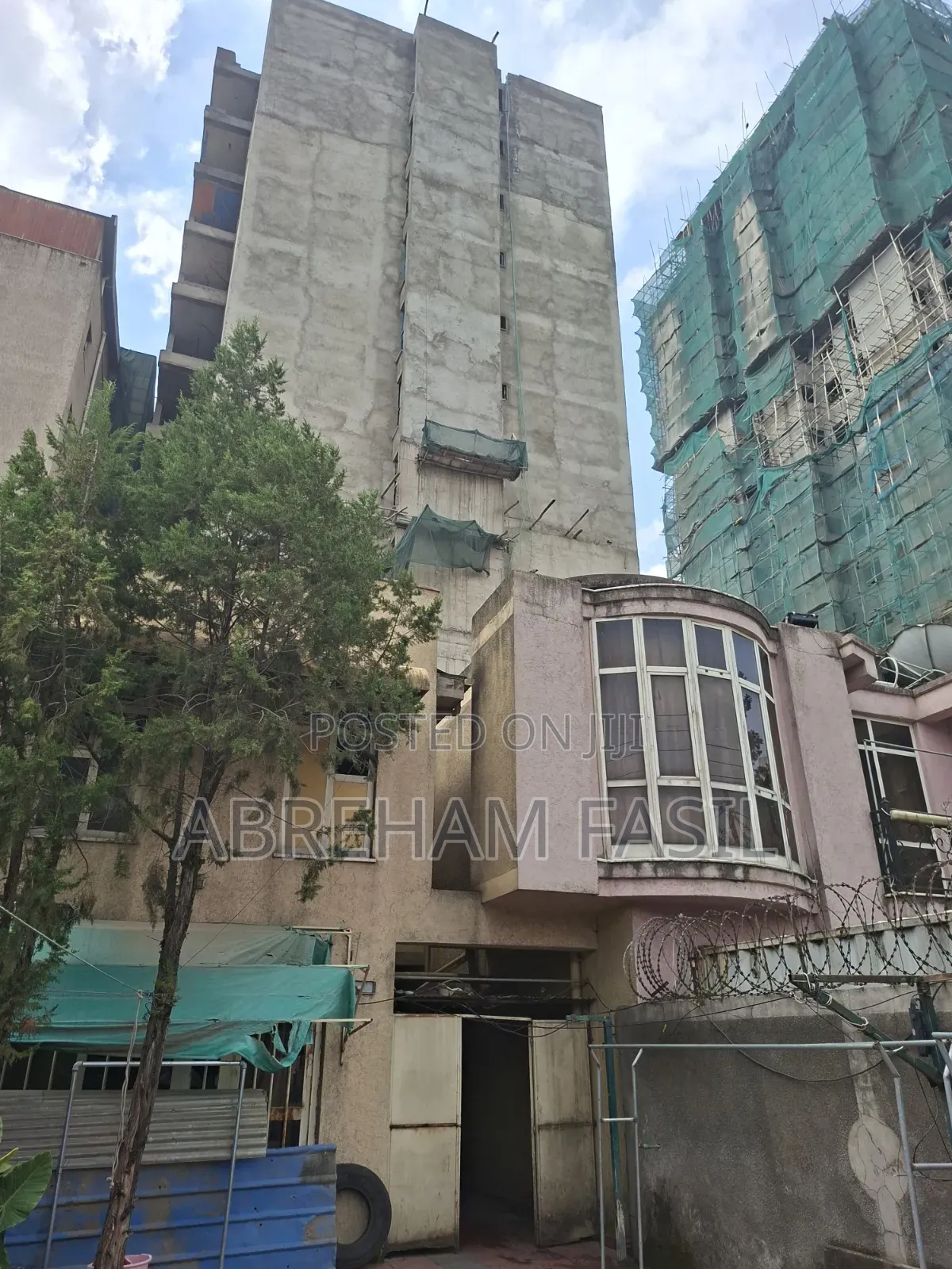 5bdrm House in Bole for sale