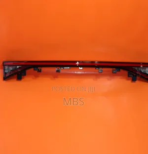 Toyota BZ4X Senter Leyite New Original