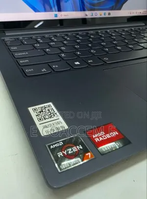 New Laptop Lenovo 16GB AMD Ryzen 7 SSD 512GB