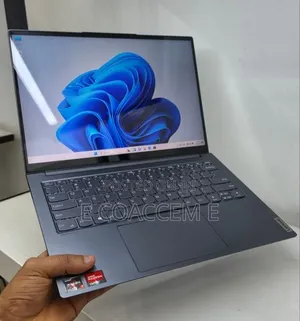 New Laptop Lenovo 16GB AMD Ryzen 7 SSD 512GB