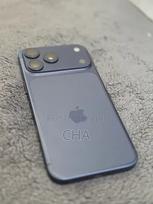 New Apple iPhone 17 Pro Max 256 GB Blue
