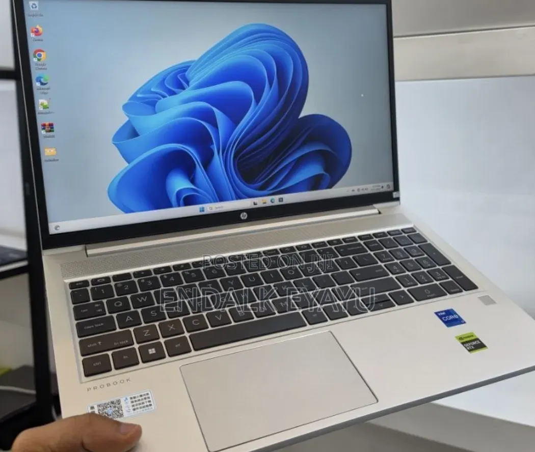 New Laptop HP ProBook 440 G10 16GB Intel Core i7 SSD 1T