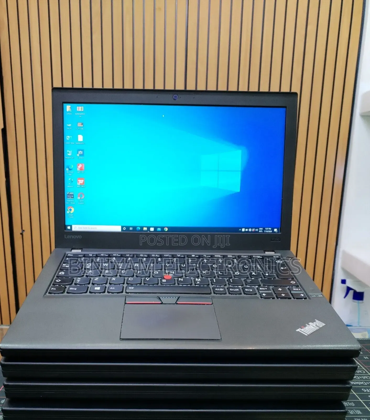 New Laptop Lenovo ThinkPad X260 8GB Intel Core i5 SSD 256GB
