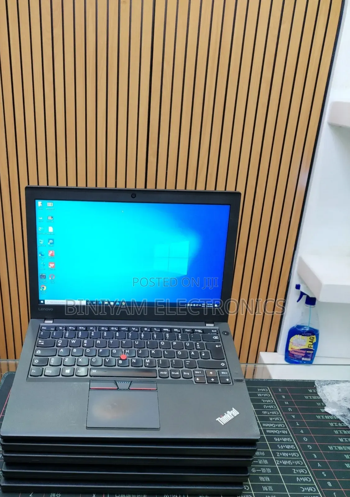 New Laptop Lenovo ThinkPad X260 8GB Intel Core i5 SSD 256GB