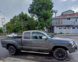 Toyota Tacoma 2012 Gray