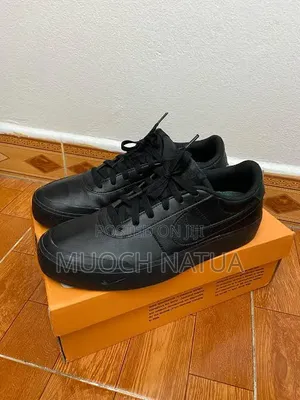 Nike Court Shot Black