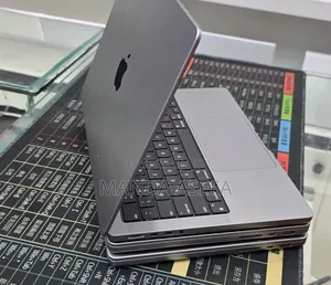 New Laptop Apple MacBook Pro 2021 M1 32GB Apple M1 Pro SSD 512GB