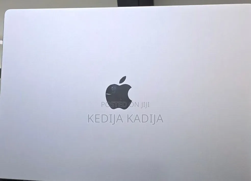 New Laptop Apple MacBook Pro 2021 M1 32GB Apple M1 Max SSD 1T