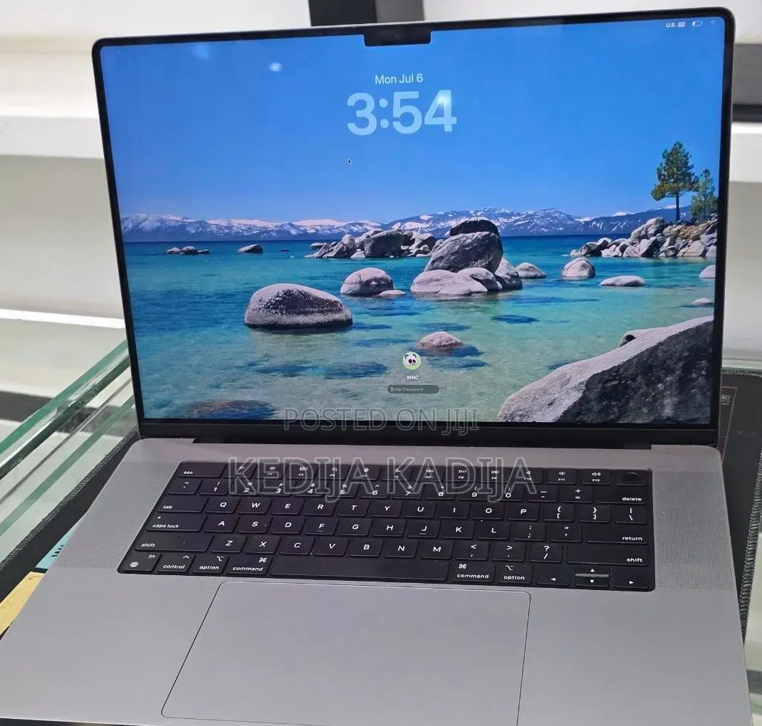 New Laptop Apple MacBook Pro 2021 M1 32GB Apple M1 Max SSD 1T