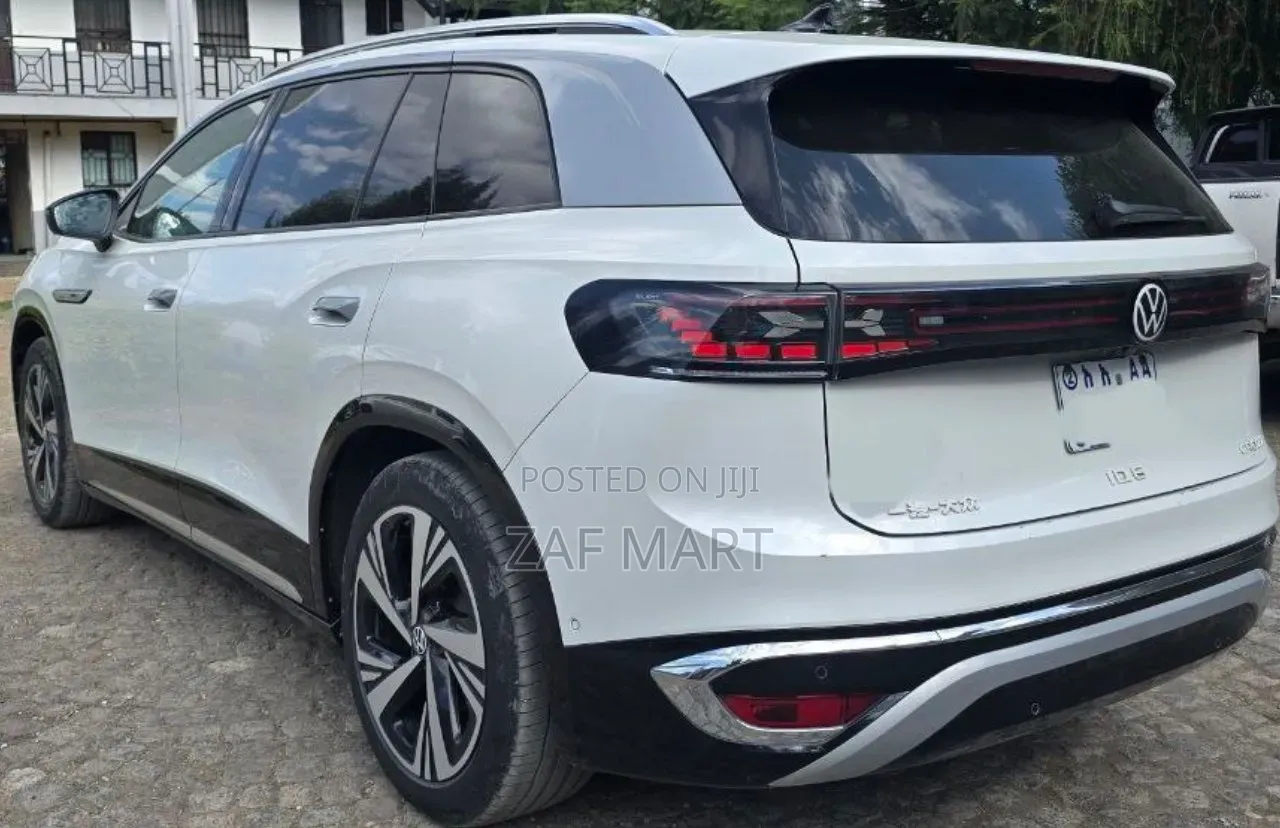 New Volkswagen ID.6 2024 White
