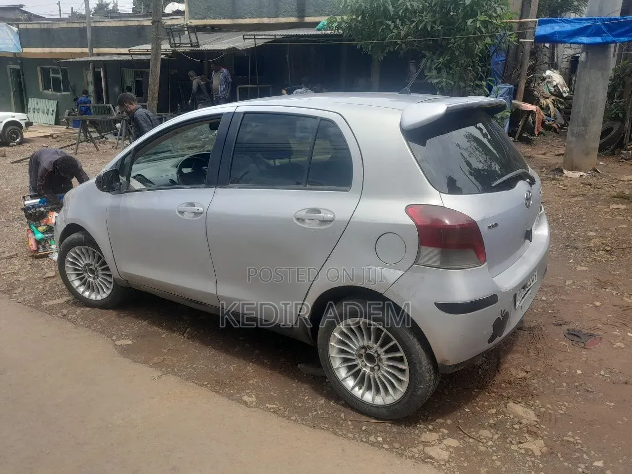 Toyota Yaris 2009 Silver