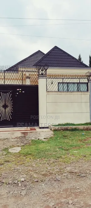3bdrm House in Villa, Bole for rent