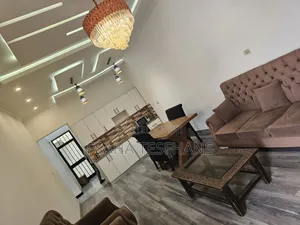 Furnished 3bdrm House in Villa, Bole for rent