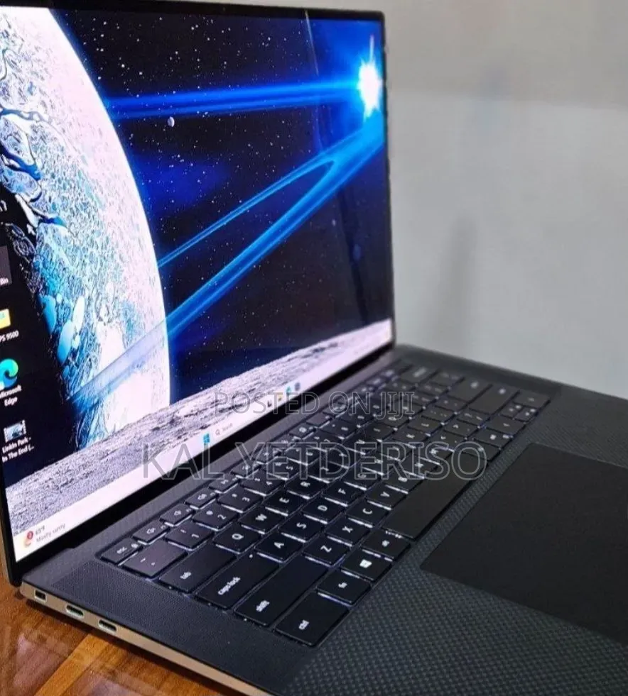New Laptop Dell XPS 15 16GB Intel Core i7 SSD 512GB