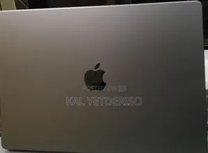 New Laptop Apple MacBook Pro 2021 M1 32GB SSD 512GB