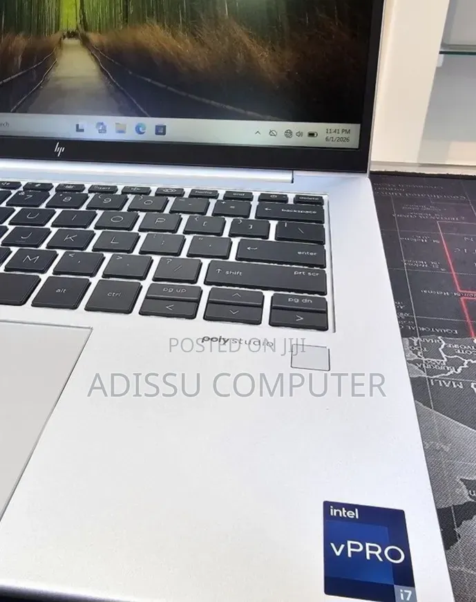 New Laptop HP EliteBook 840 G10 16GB Intel Core i7 SSD 512GB