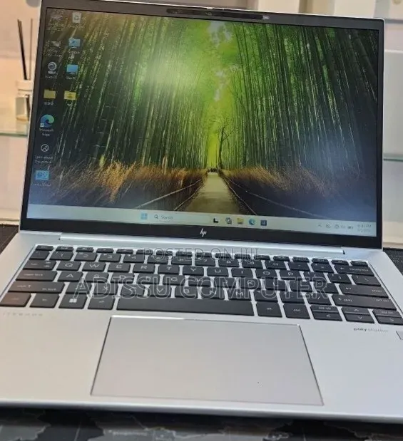 New Laptop HP EliteBook 840 G10 16GB Intel Core i7 SSD 512GB