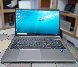 New Laptop HP ZBook Power G9 i7 16GB Intel Core i7 SSD 1T